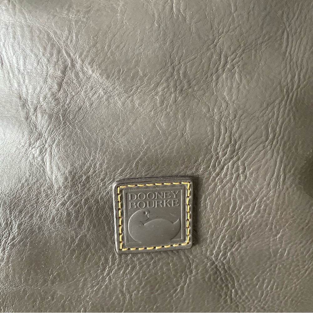 🩶🤎LG Dooney and Bourke Hattie Drawstring Bag Florentine Leather -Charcoal- $528 - Picture 10 of 16